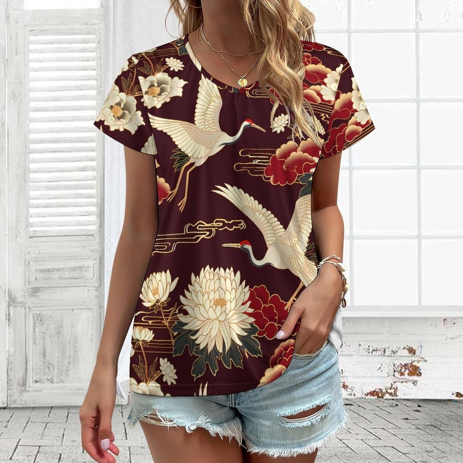 Cranes Chrysanthemum Print Womens V Neck Short Sleeve T Shirts Summer Tops Tees Fashion Outfits Clothes - Image 2