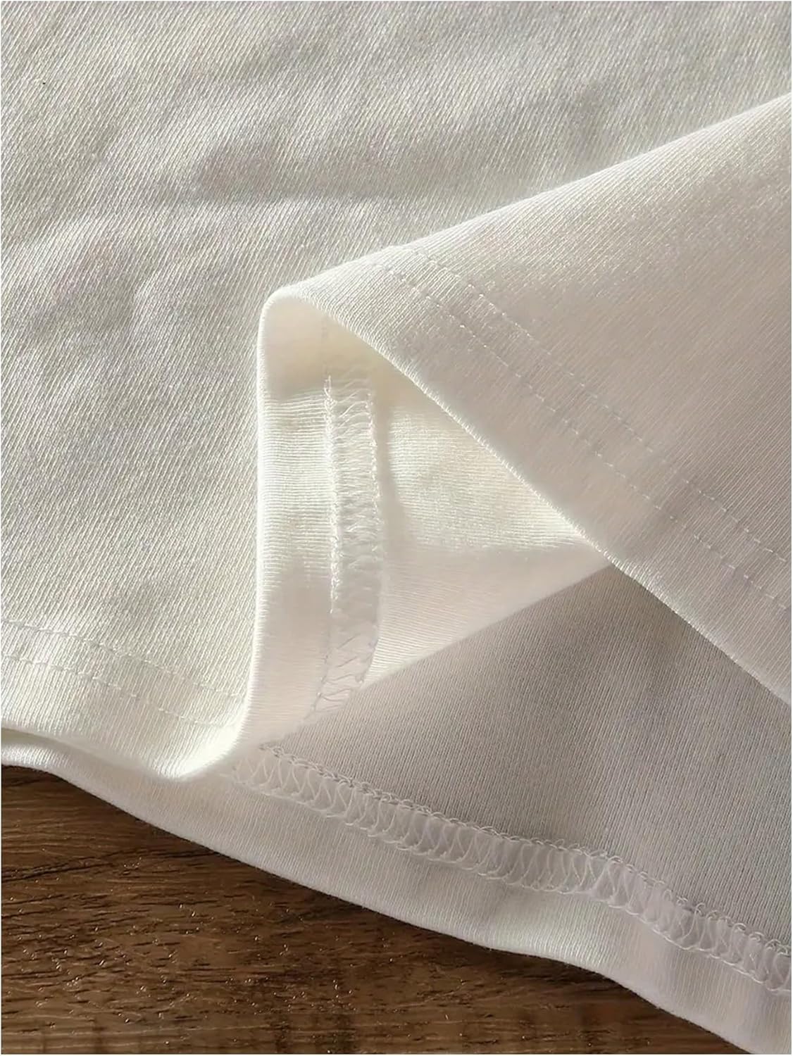 RoseSeek Women's Graphic Letter Tee Crew Neck Drop Shoulder Trendy Summer T Shirt Short Sleeve Vintage Car Print Top - Image 4